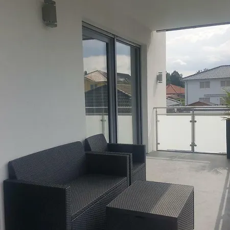 Moderne Neubau Apartment